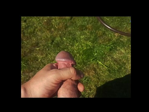 ❤️ Hot hottie si fa scopare la figa rosa e sborra con uno squirt in un giardino estivo ❤️ Pornoal it.fullsexmovs.ru ☑