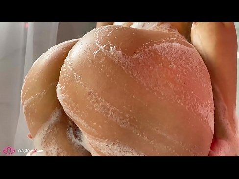 ❤️ Brunetta masturba la figa con il vibratore fino ad un intenso orgasmo sotto la doccia ❤️ Pornoal it.fullsexmovs.ru ☑