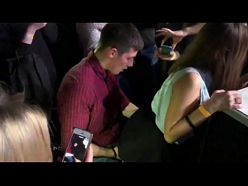 ❤️ Sesso reale in un nightclub russo. Ragazza russa di 18 anni nell'ano e nella vagina scopata in un nightclub ❤️ Pornoal it.fullsexmovs.ru ☑